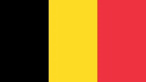 拉塞尔转投篮网，联手锋线名将助力湖人锋线实力